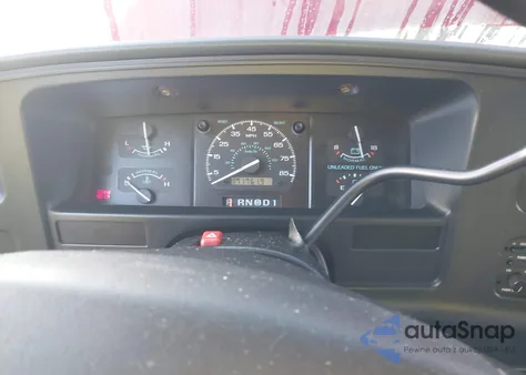 1993 Ford Econoline E150 Van from USA, damaged, VIN 1FDEE14N4PHB76317